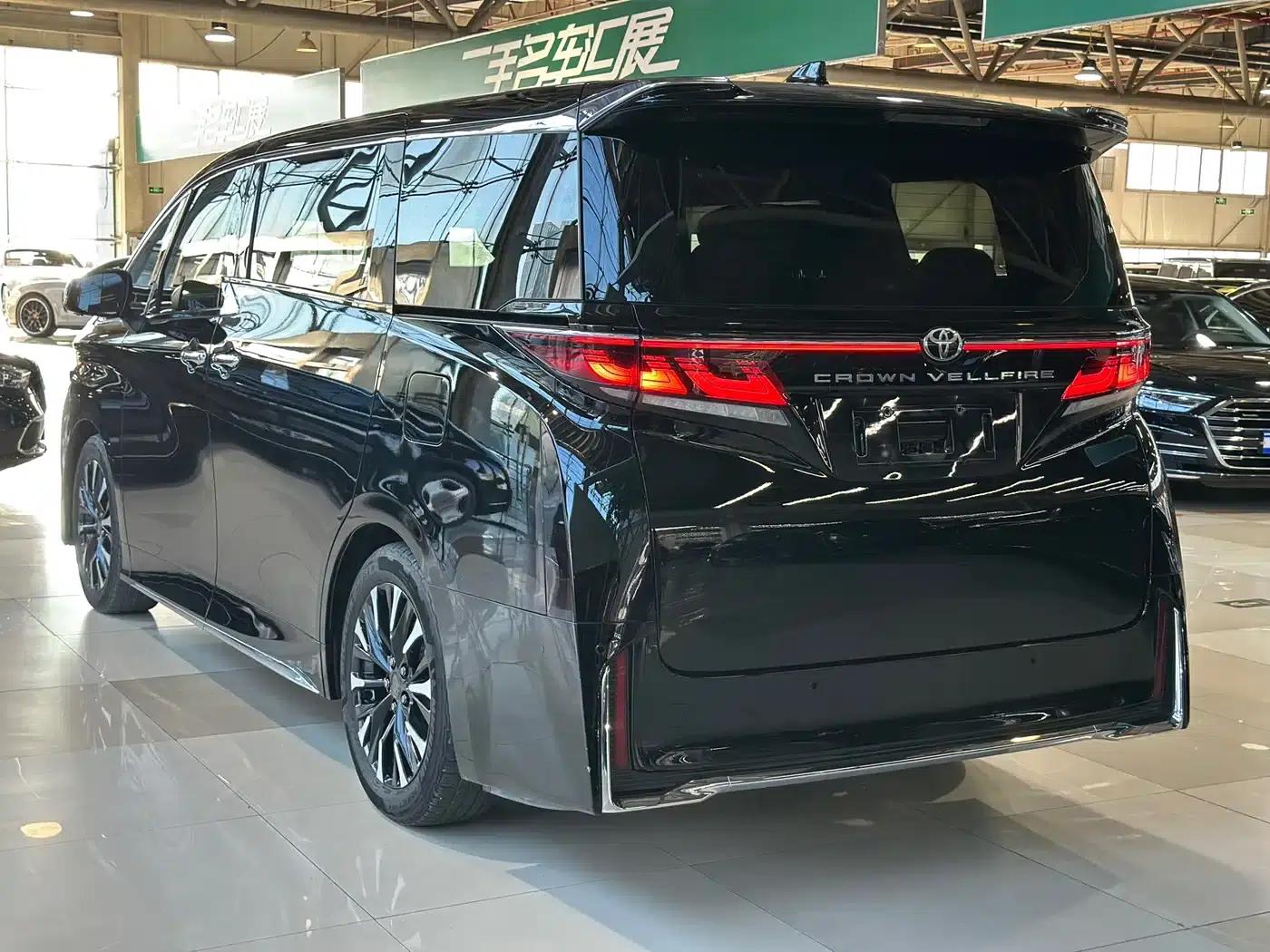 2023 Alphard Crown Hybrid 2.5L HV Supreme Edition — миниатюра 6