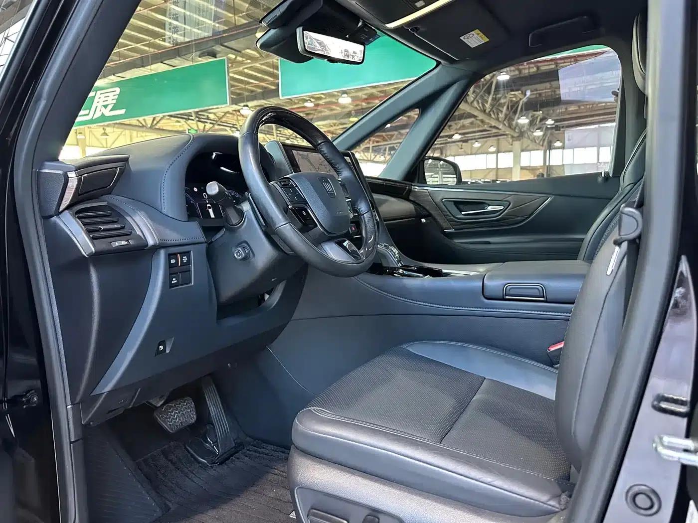 2023 Alphard Crown Hybrid 2.5L HV Supreme Edition — миниатюра 7