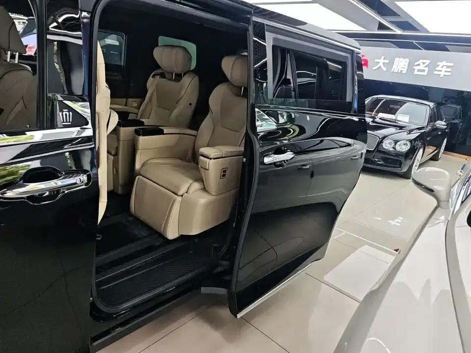 2024 Alphard Crown Hybrid 2.5L Supreme Edition — миниатюра 6