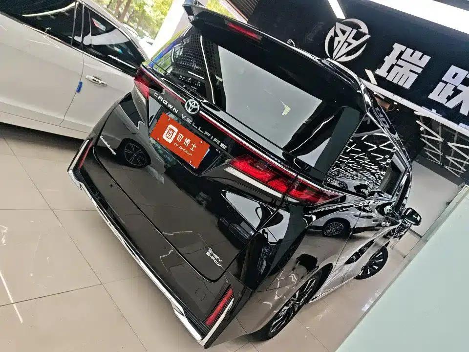 2024 Alphard Crown Hybrid 2.5L Supreme Edition — миниатюра 8