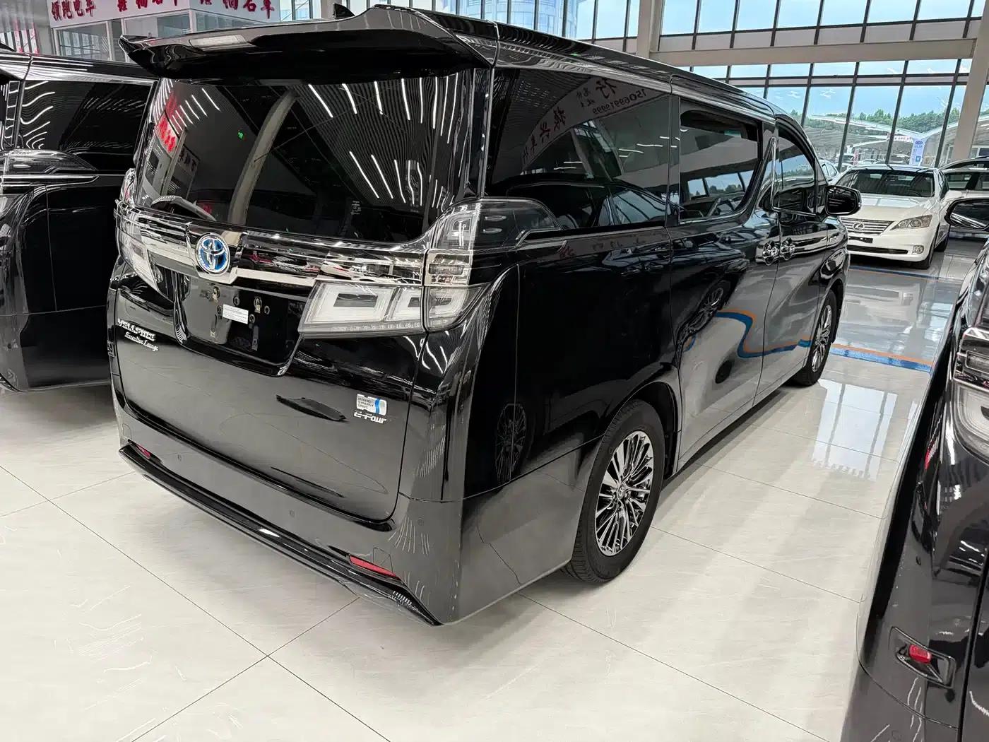 2020 Alphard Hybrid 2.5L HV Premium Edition — миниатюра 10