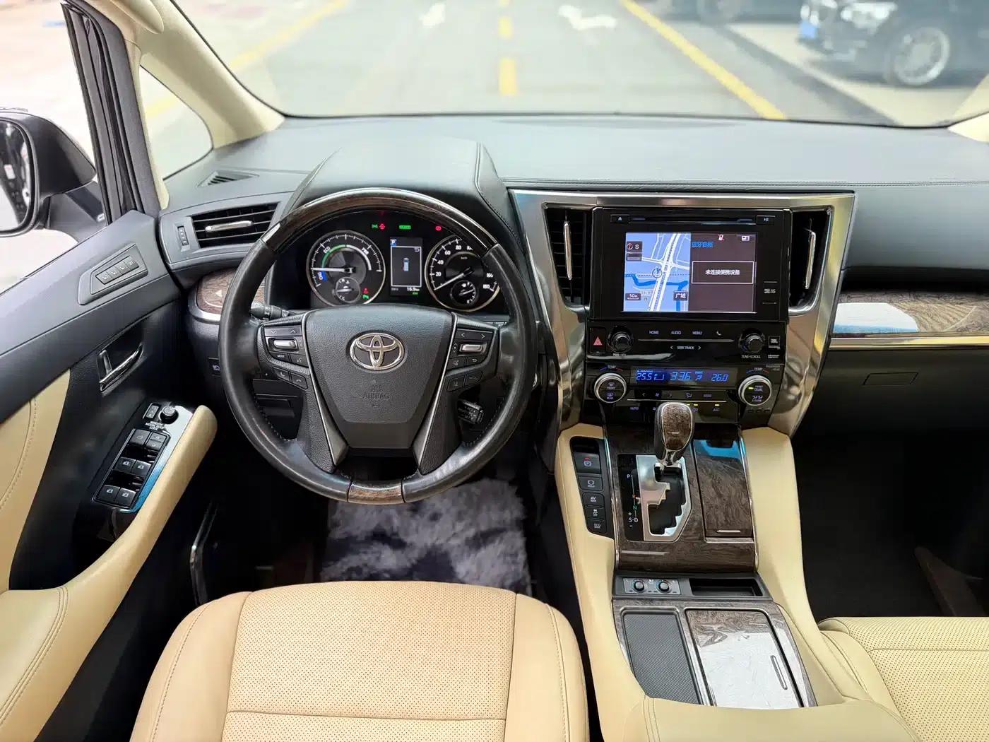 2019 Alphard Hybrid 2.5L HV Premium Edition — миниатюра 6