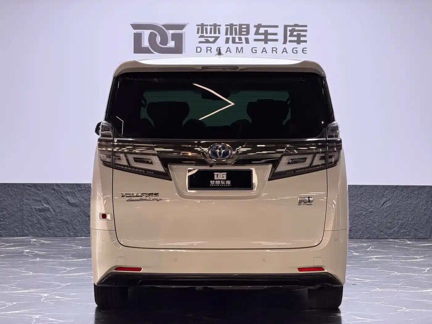2020 Alphard Hybrid 2.5L HV Premium Edition — миниатюра 4