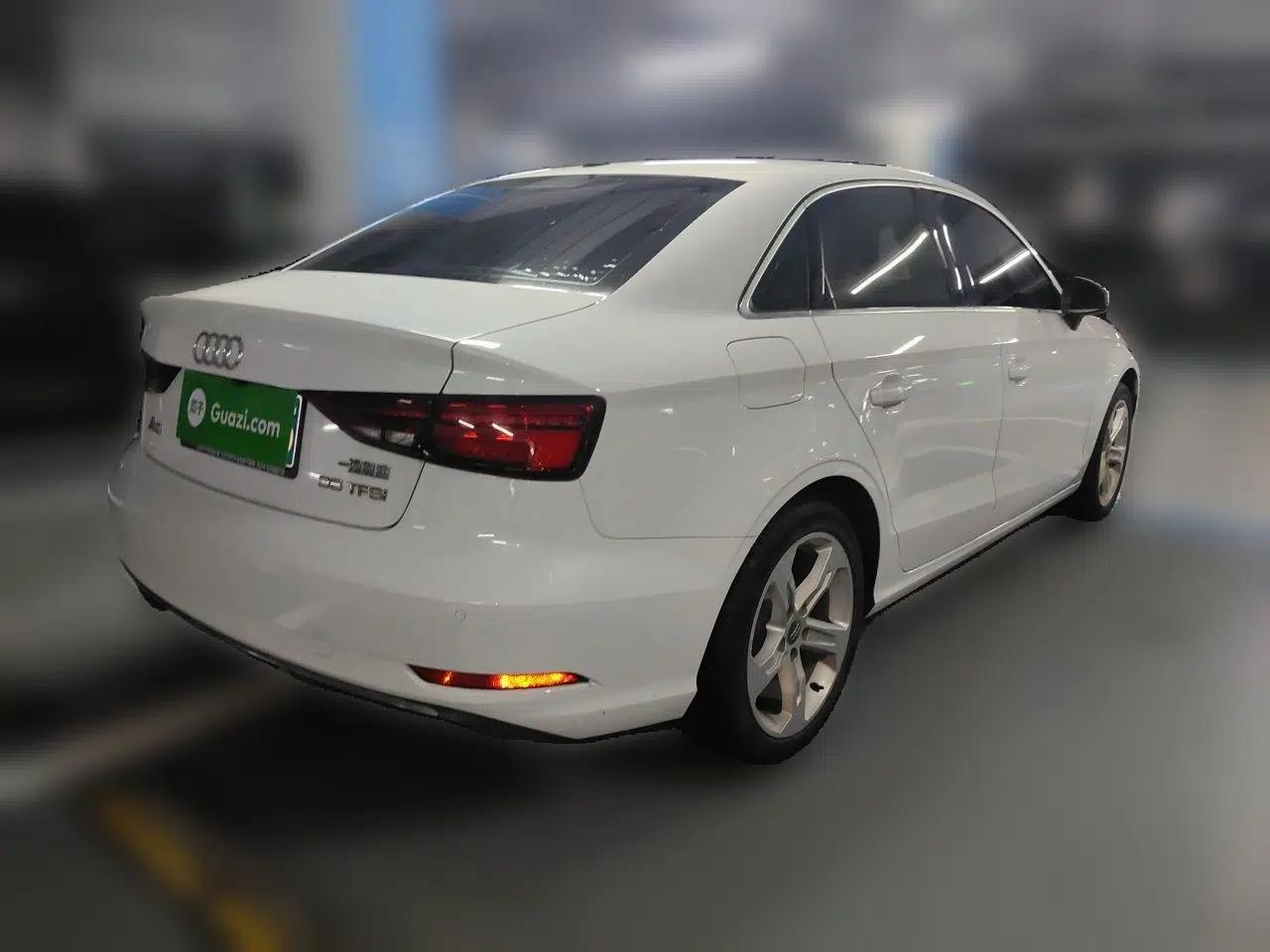 Audi A3 2019 Limousine 35 TFSI Ambition China VI — миниатюра 6