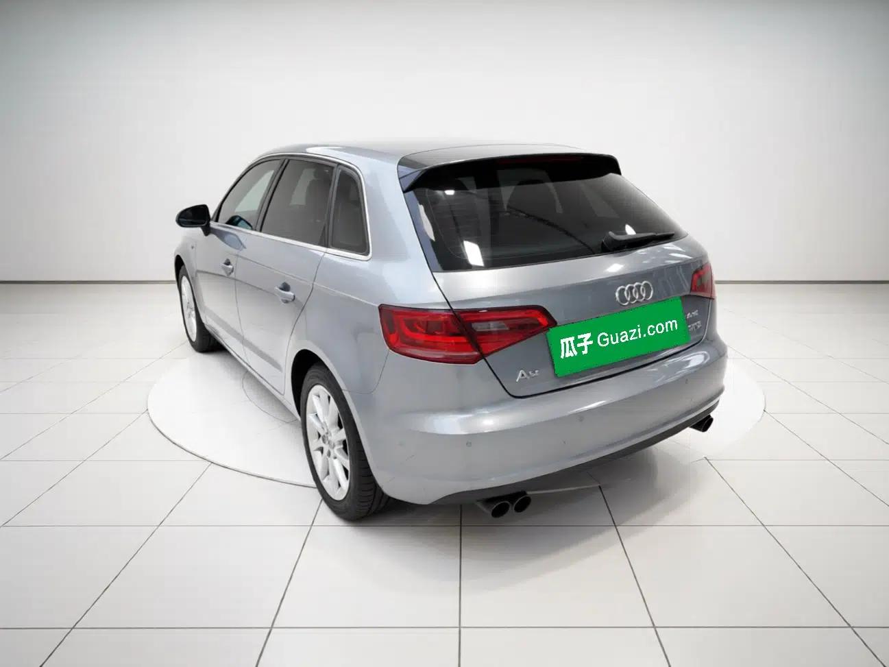 Audi A3 2014 Sportback 35 TFSI Automatic Style Edition — миниатюра 3
