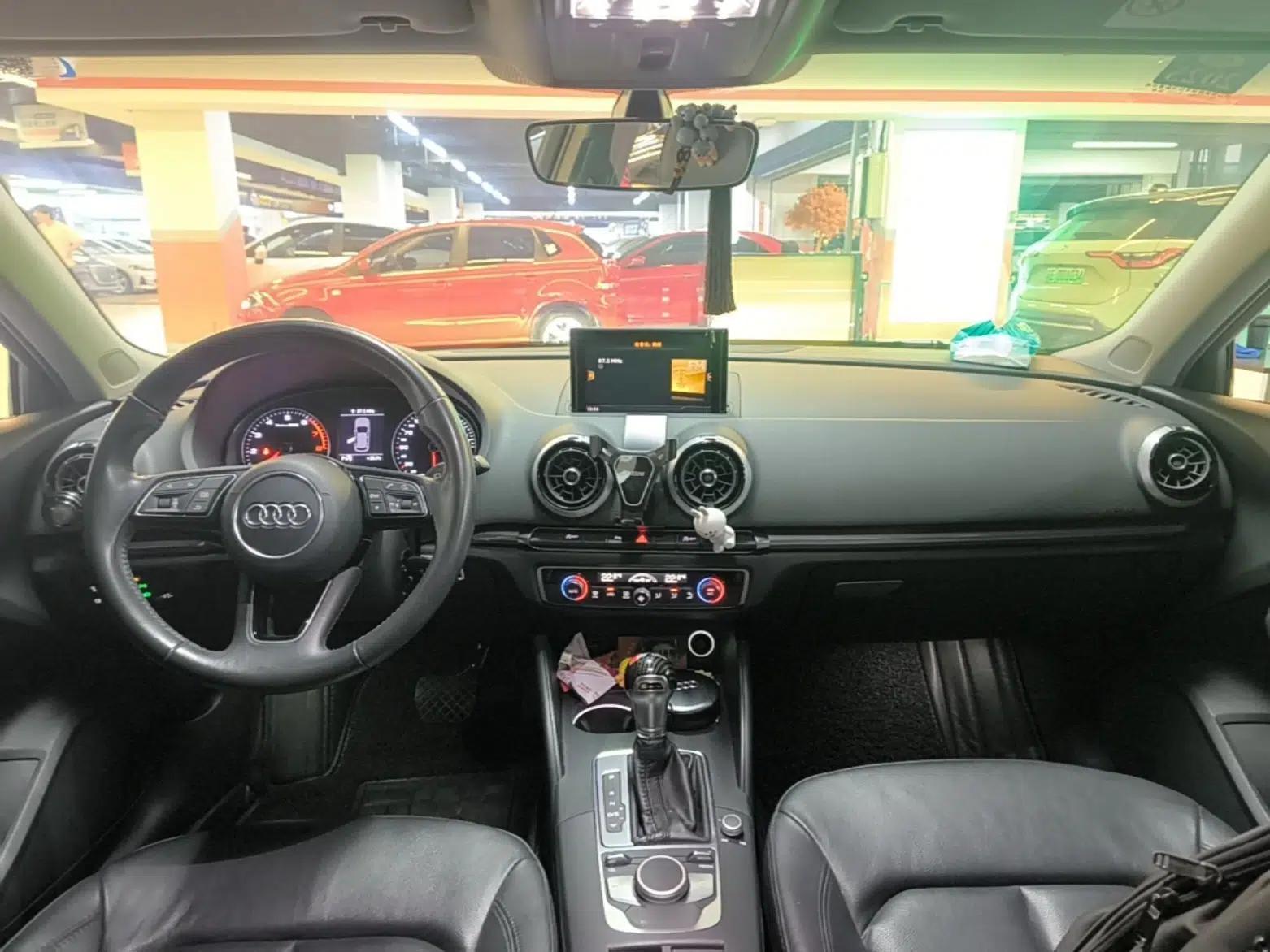 Audi A3 2017 Sportback 35 TFSI Style Edition — миниатюра 12