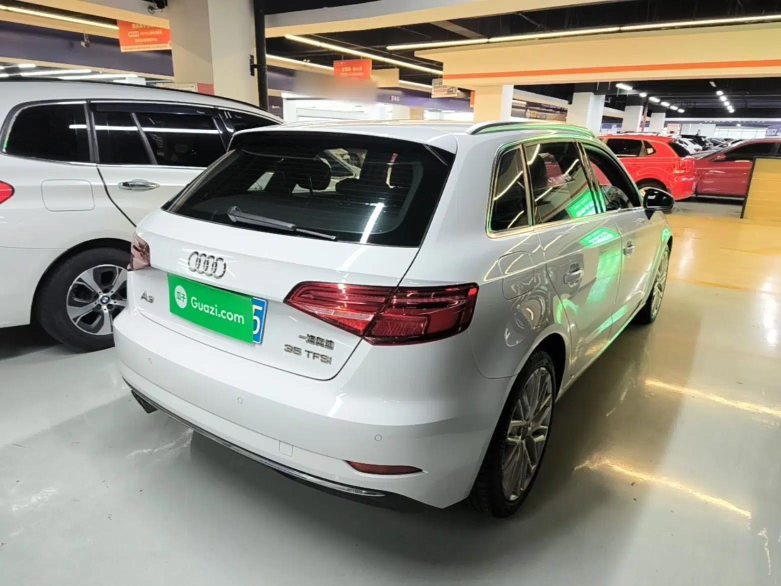 Audi A3 2017 Sportback 35 TFSI Style Edition — миниатюра 6