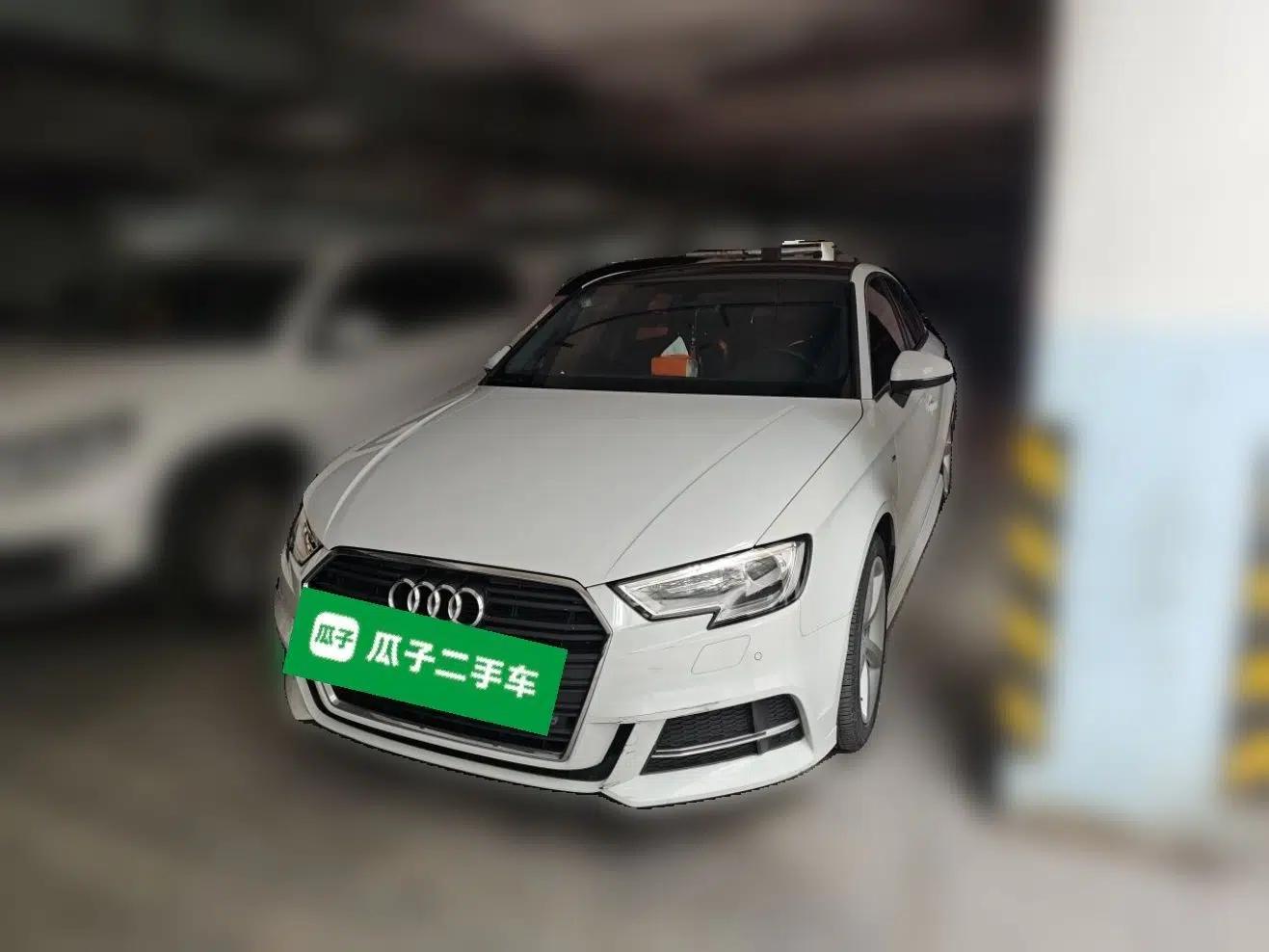 Audi A3 2017 Limousine 35 TFSI Fashion Model — миниатюра 1