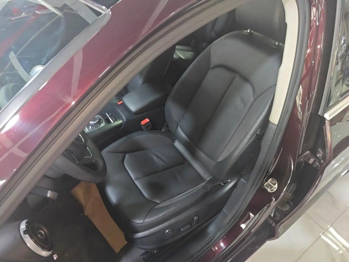 Audi A3 2015 Limousine 35 TFSI Millionth Anniversary Comfort Model — миниатюра 17