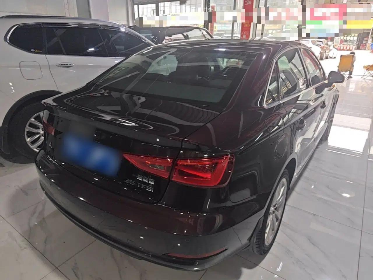 Audi A3 2015 Limousine 35 TFSI Millionth Anniversary Comfort Model — миниатюра 6