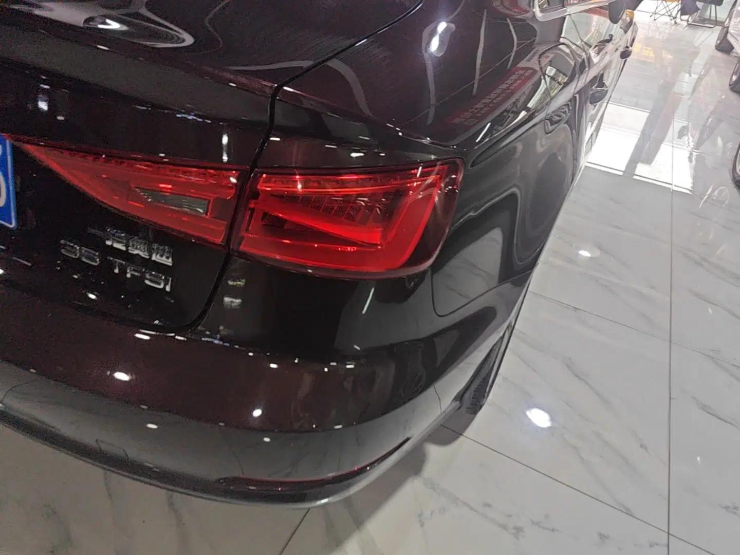 Audi A3 2015 Limousine 35 TFSI Millionth Anniversary Comfort Model — миниатюра 9