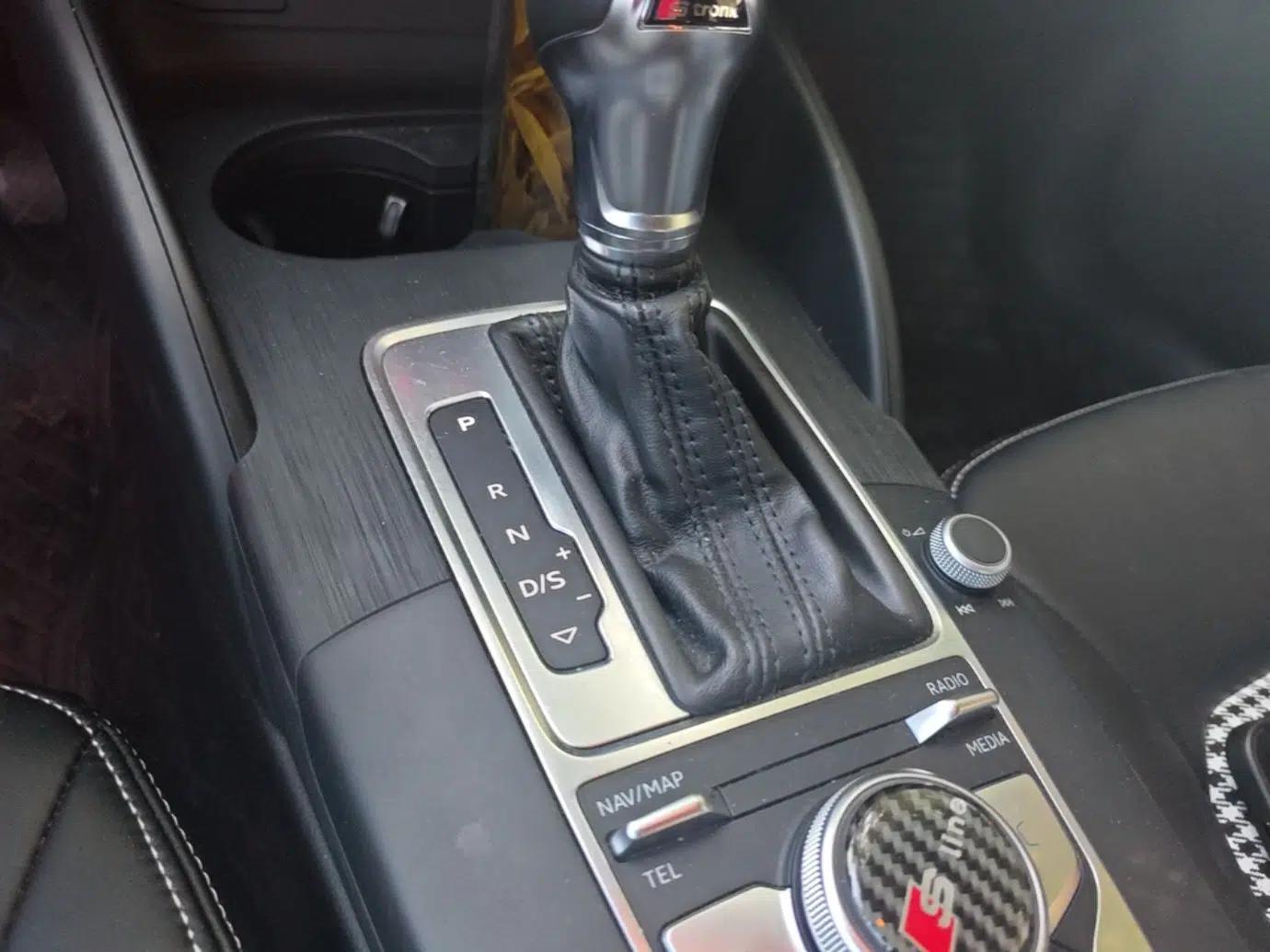 Audi A3 2018 30th Anniversary Edition Limousine 35 TFSI Ambition Model — миниатюра 16