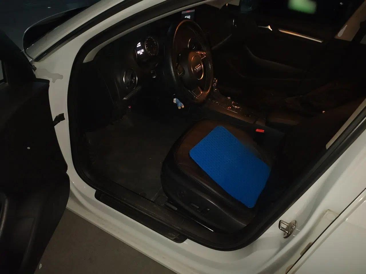 Audi A3 2014 Sportback 35 TFSI Automatic Style Edition — миниатюра 16