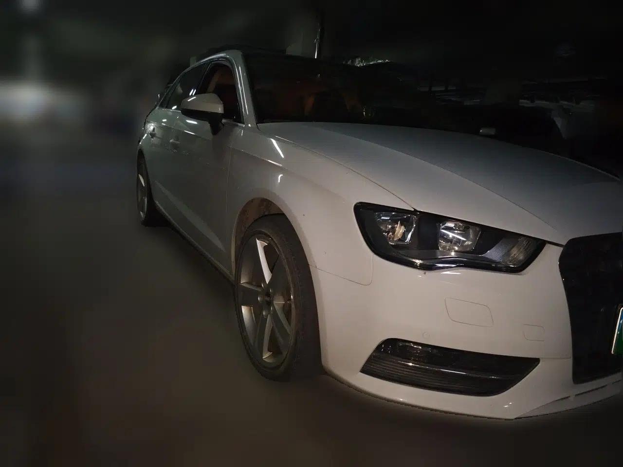 Audi A3 2014 Sportback 35 TFSI Automatic Style Edition — миниатюра 3