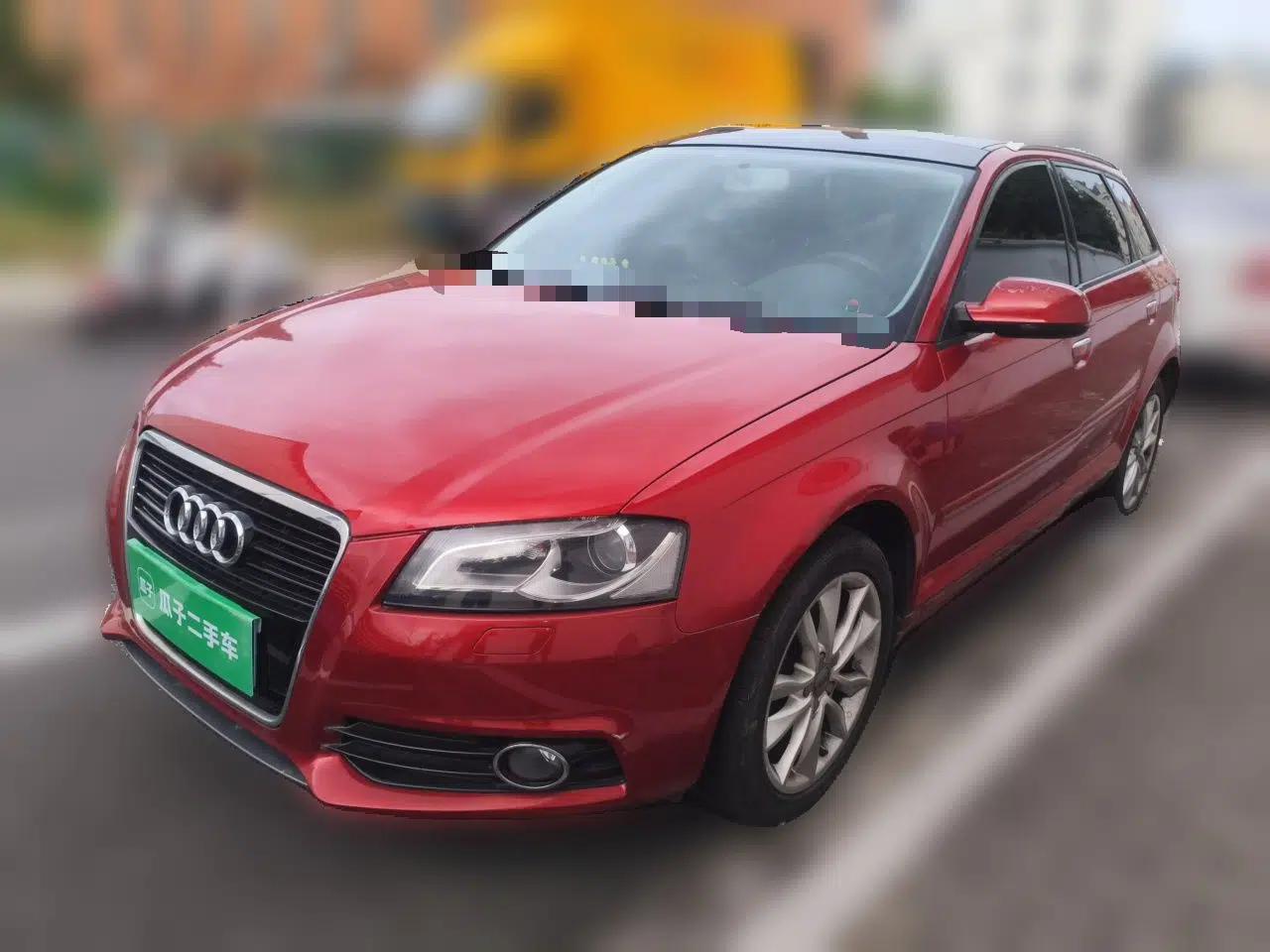 Audi A3 2013 Sportback 30 TFSI Comfort Model — миниатюра 1