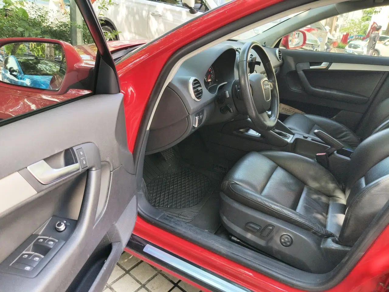 Audi A3 2010 Sportback 1.8T Luxury Model — миниатюра 16