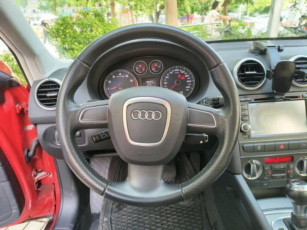 Audi A3 2010 Sportback 1.8T Luxury Model — миниатюра 10
