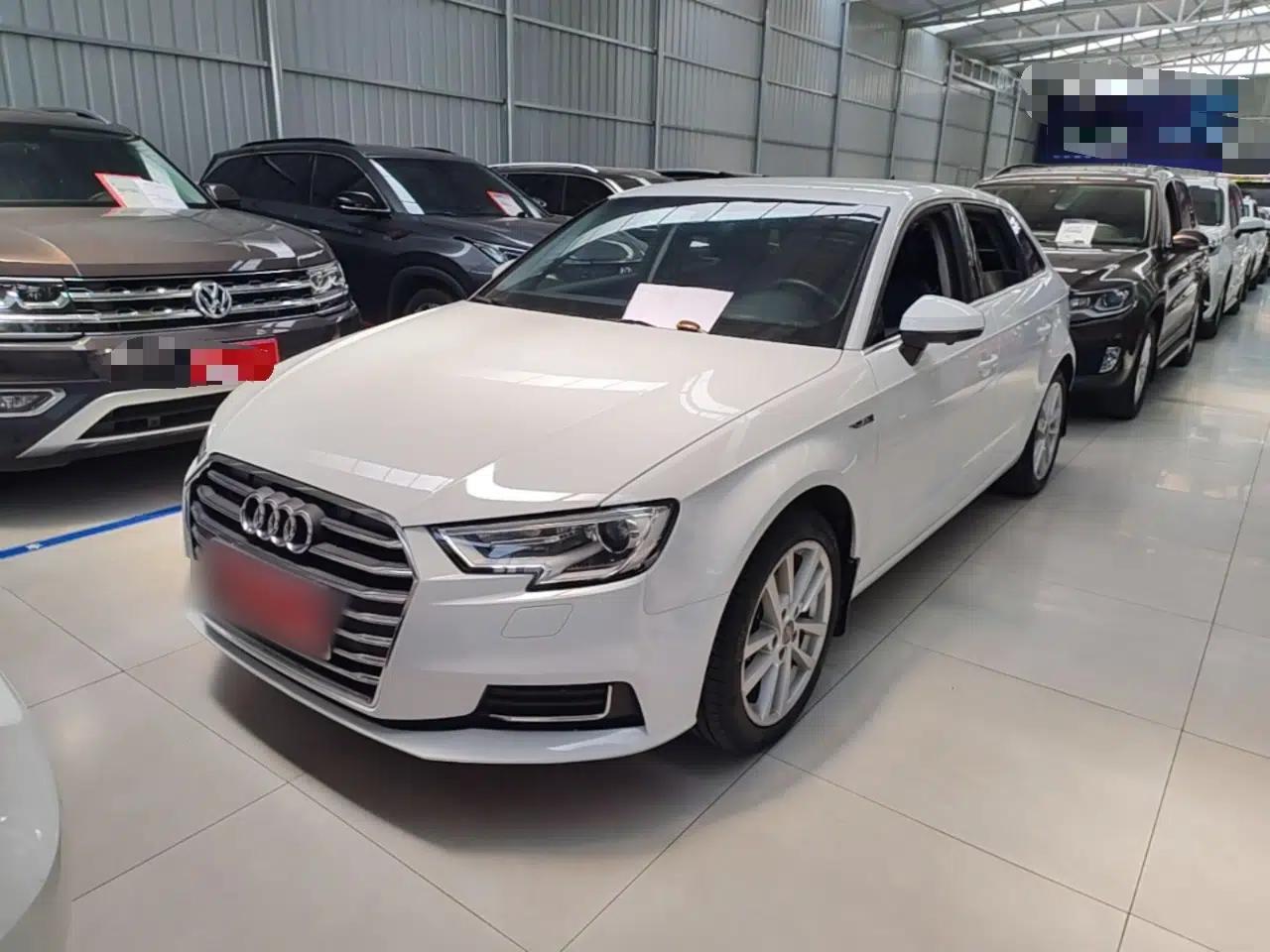 Audi A3 2019 Sportback 35 TFSI Ambition China VI — миниатюра 1