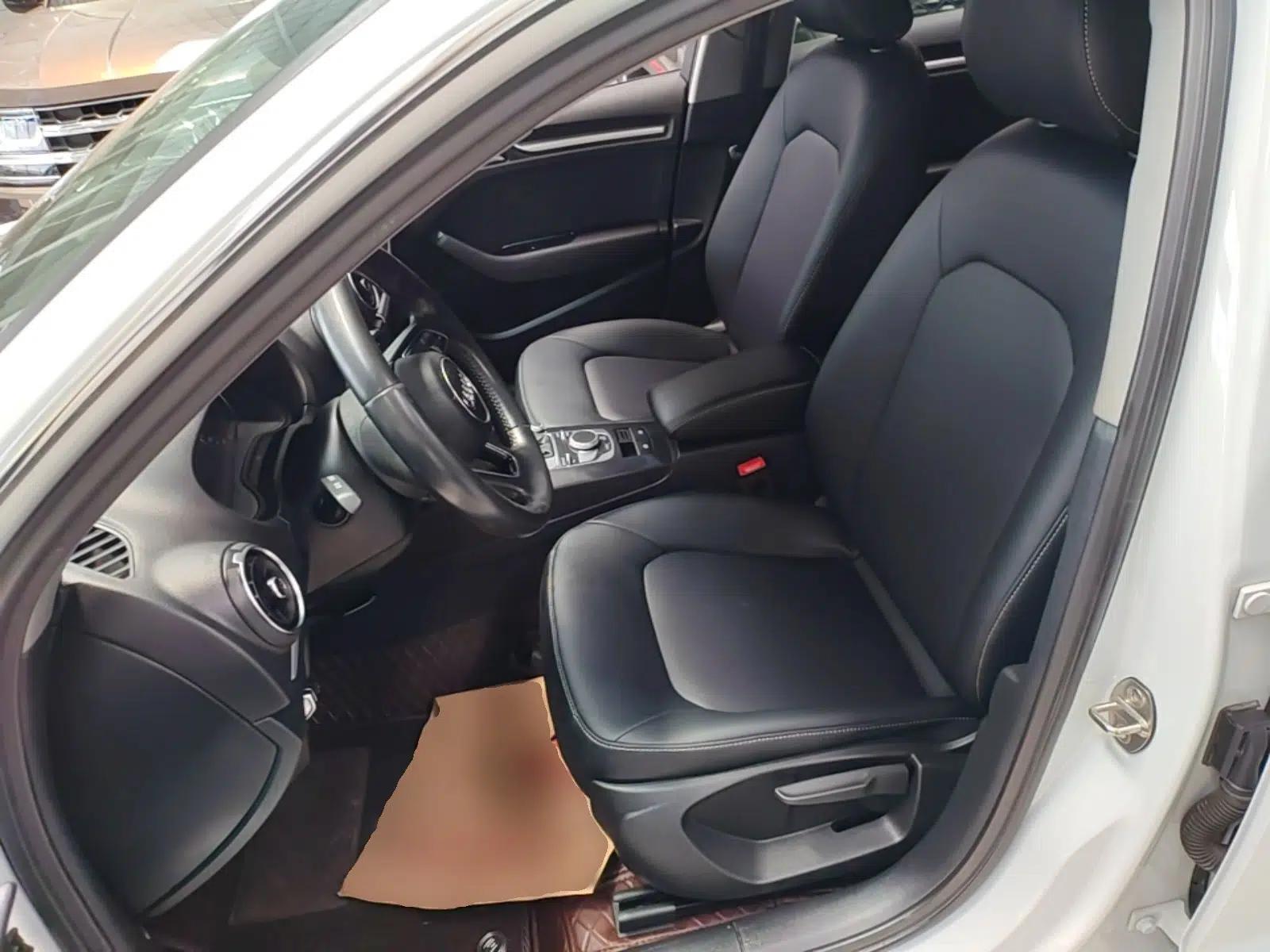 Audi A3 2019 Sportback 35 TFSI Ambition China VI — миниатюра 17