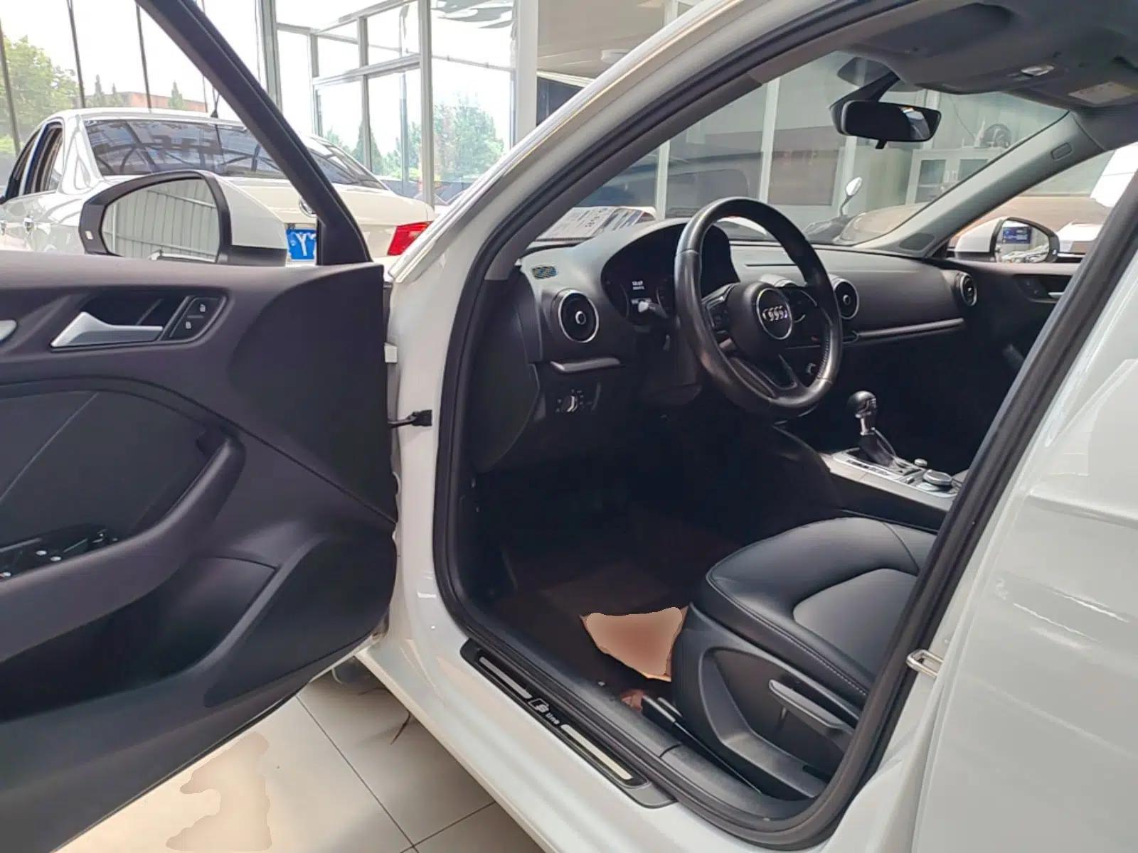 Audi A3 2019 Sportback 35 TFSI Ambition China VI — миниатюра 18
