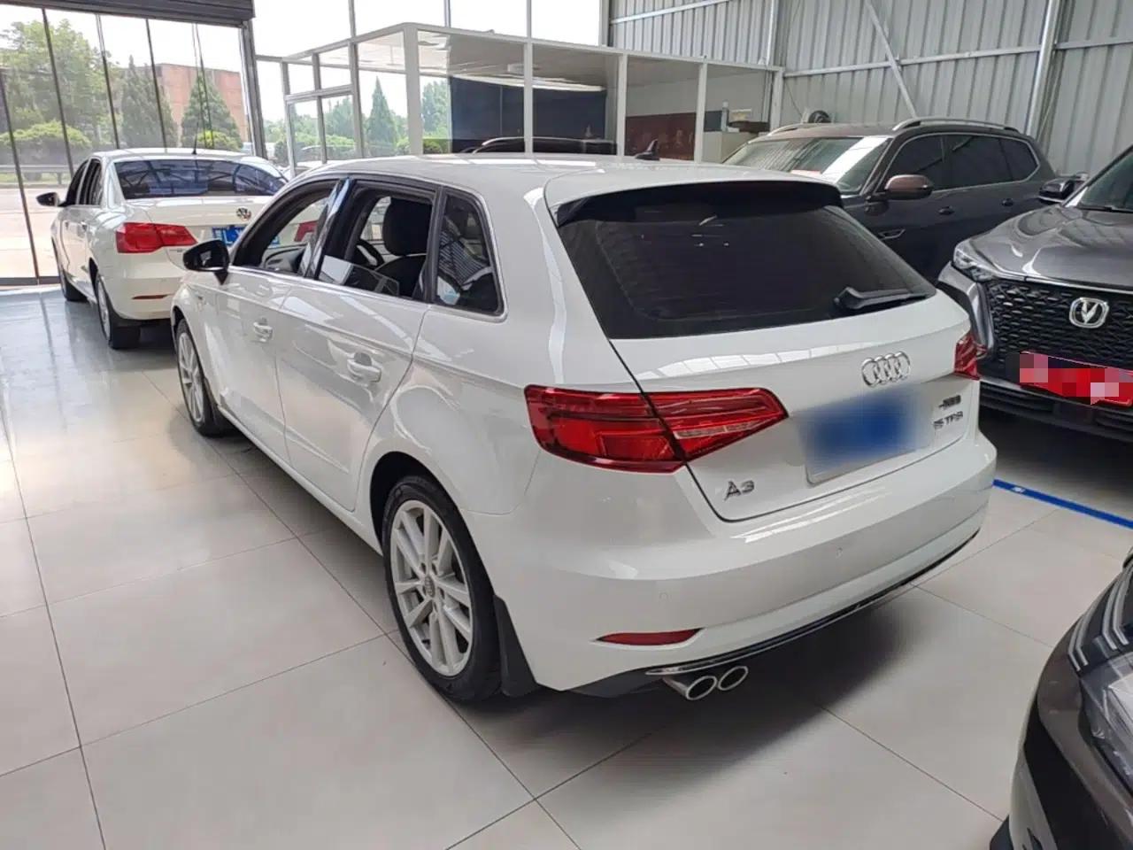 Audi A3 2019 Sportback 35 TFSI Ambition China VI — миниатюра 4
