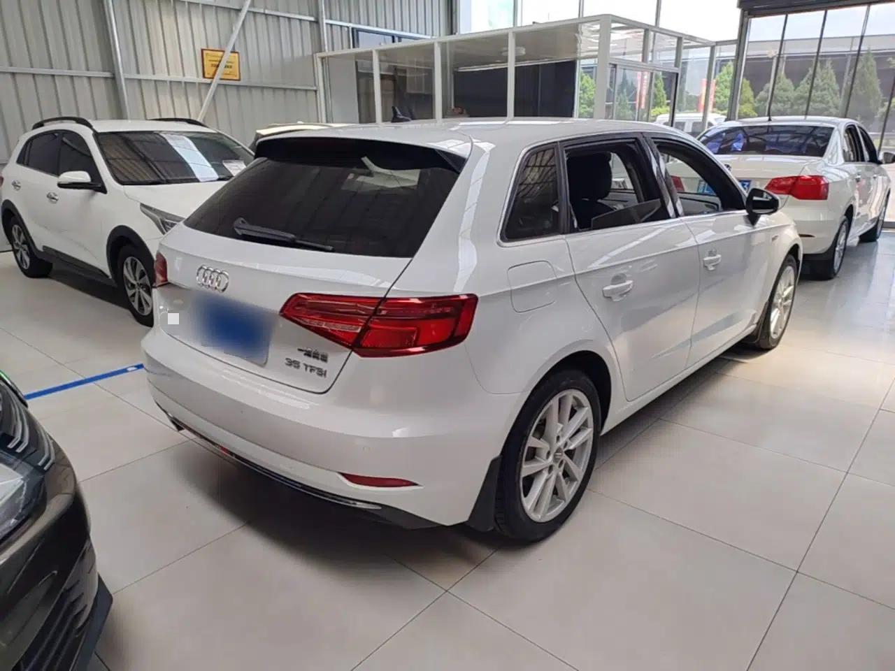 Audi A3 2019 Sportback 35 TFSI Ambition China VI — миниатюра 6