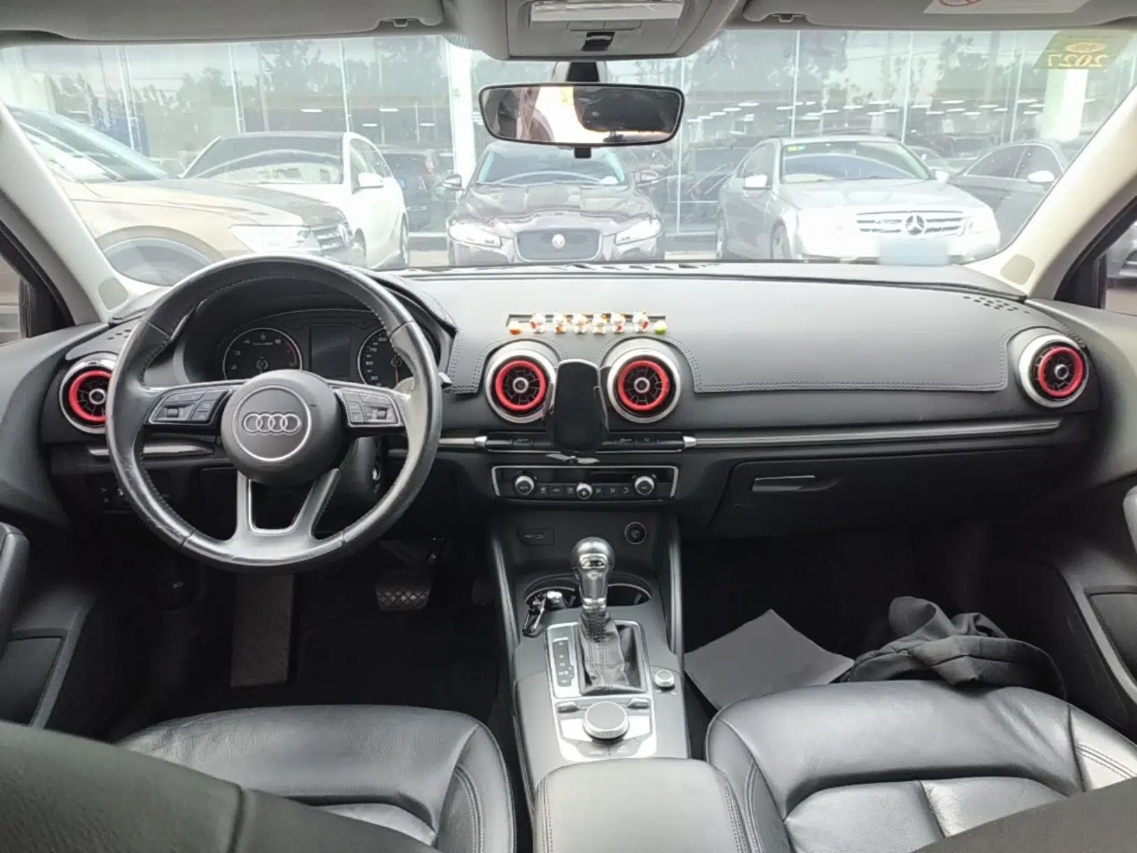 Audi A3 2019 Limousine 35 TFSI Style Edition China VI Emission Standard — миниатюра 12