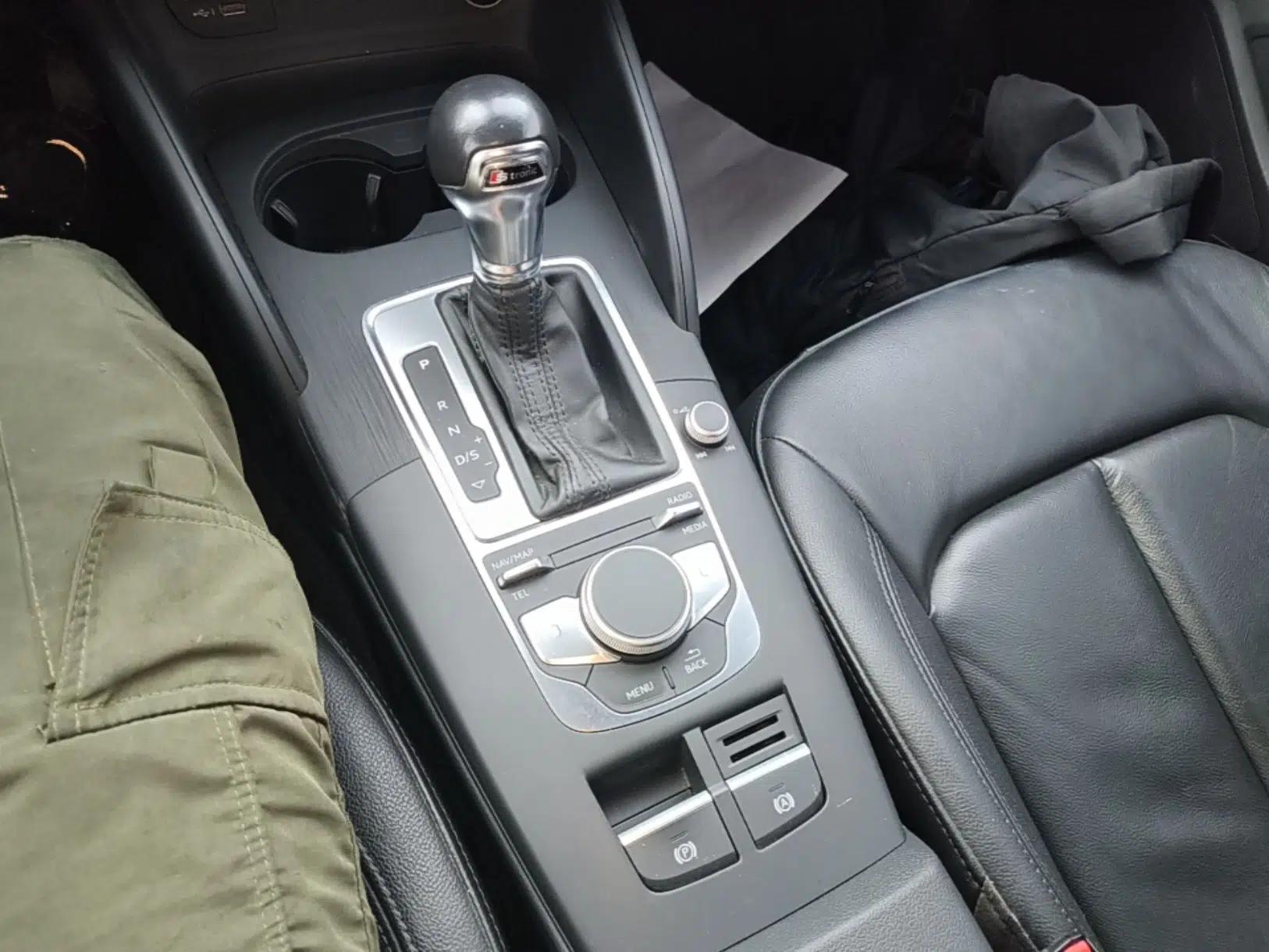 Audi A3 2019 Limousine 35 TFSI Style Edition China VI Emission Standard — миниатюра 16