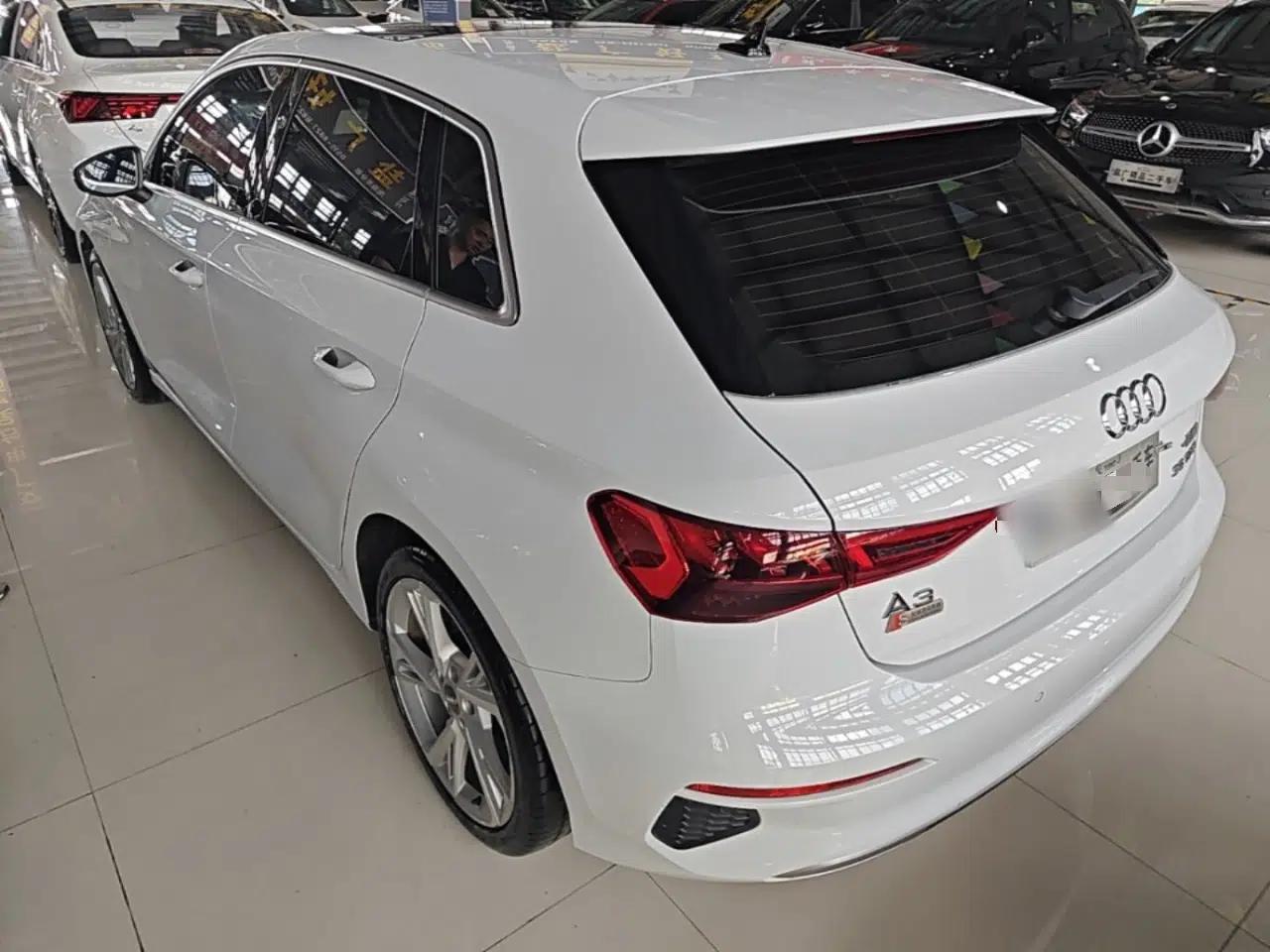Audi A3 2021 Sportback 35 TFSI Stylish and Elegant Model — миниатюра 13