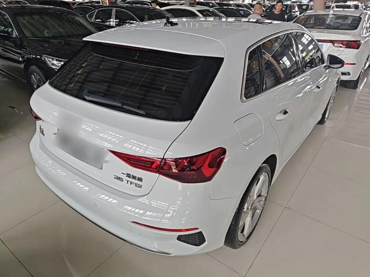 Audi A3 2021 Sportback 35 TFSI Stylish and Elegant Model — миниатюра 6