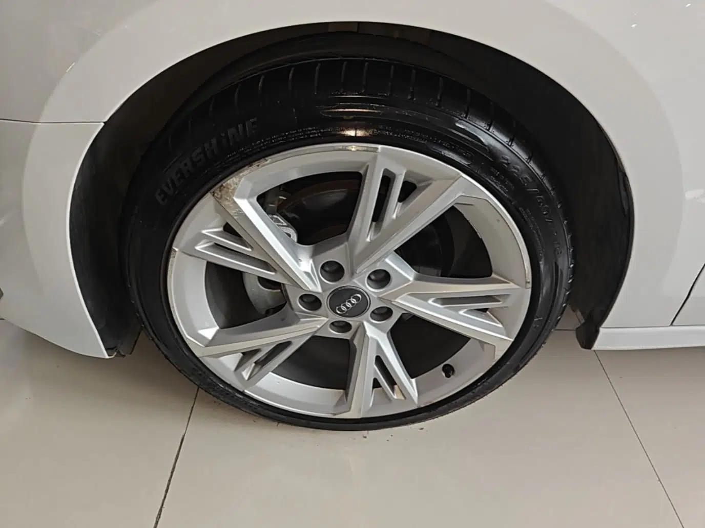 Audi A3 2021 Sportback 35 TFSI Stylish and Elegant Model — миниатюра 10