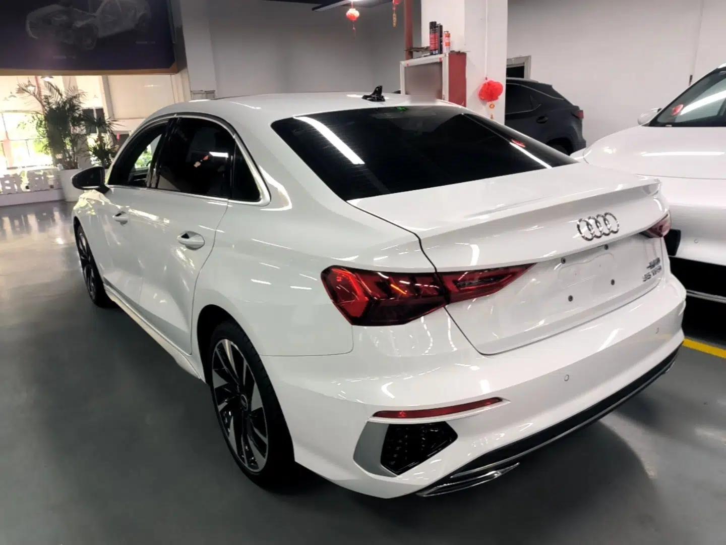 Audi A3 2023 Restyled A3L Limousine 35 TFSI Fashion Sport Edition — миниатюра 4