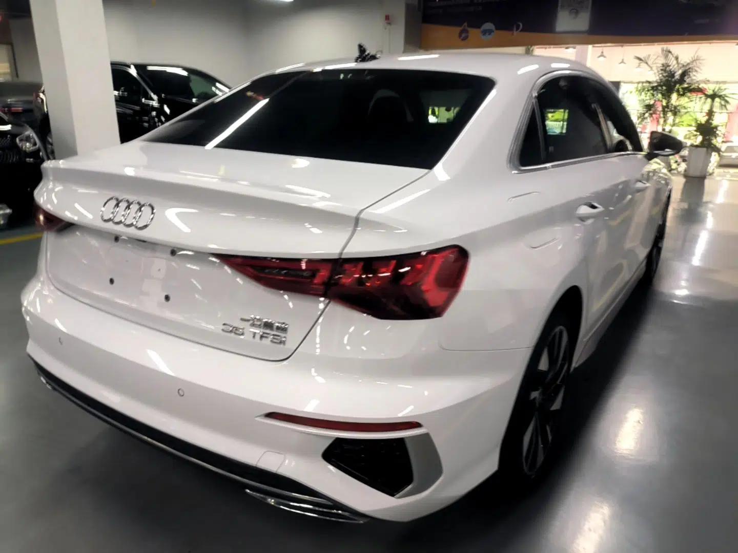 Audi A3 2023 Restyled A3L Limousine 35 TFSI Fashion Sport Edition — миниатюра 6