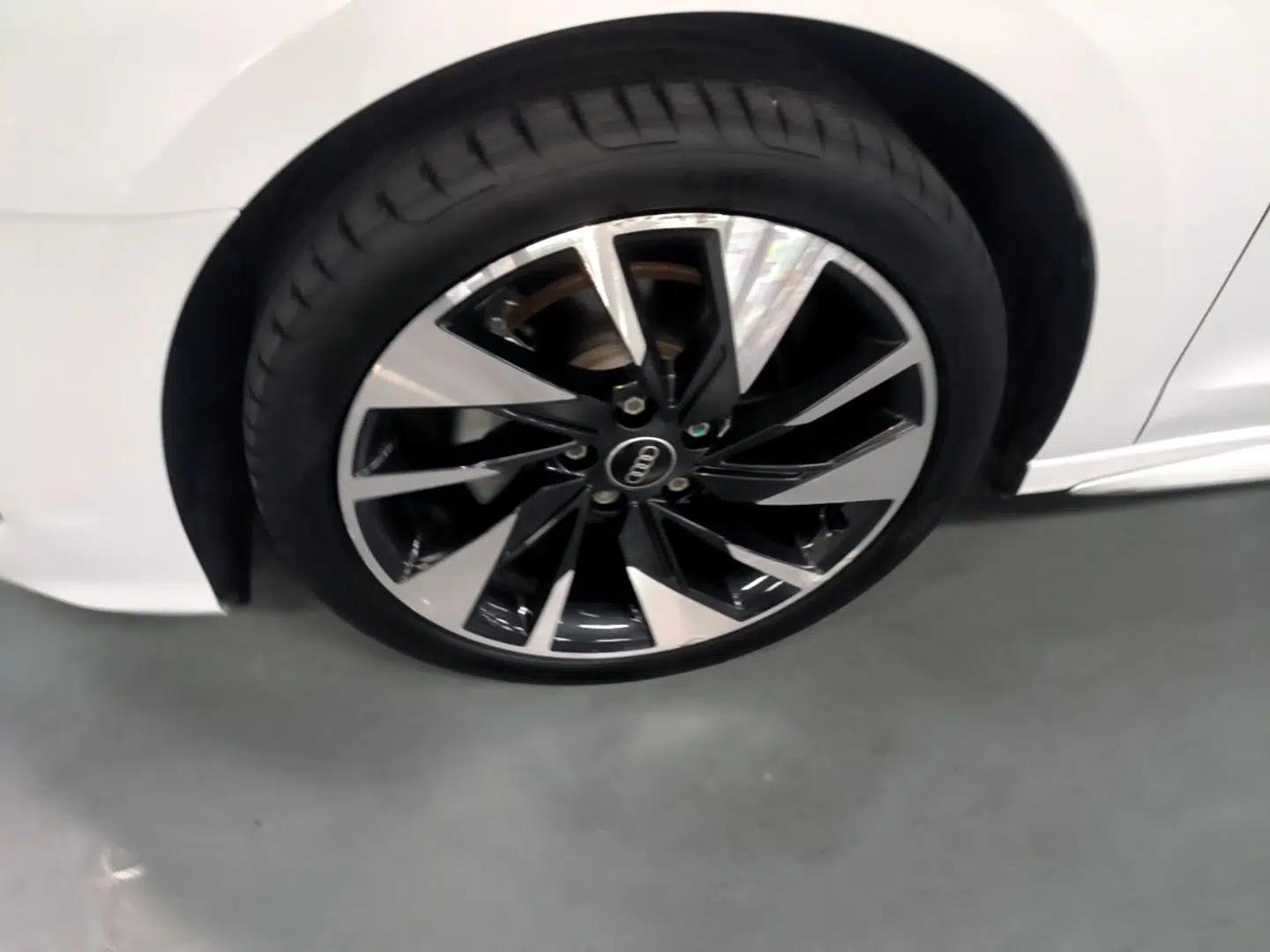 Audi A3 2023 Restyled A3L Limousine 35 TFSI Fashion Sport Edition — миниатюра 10