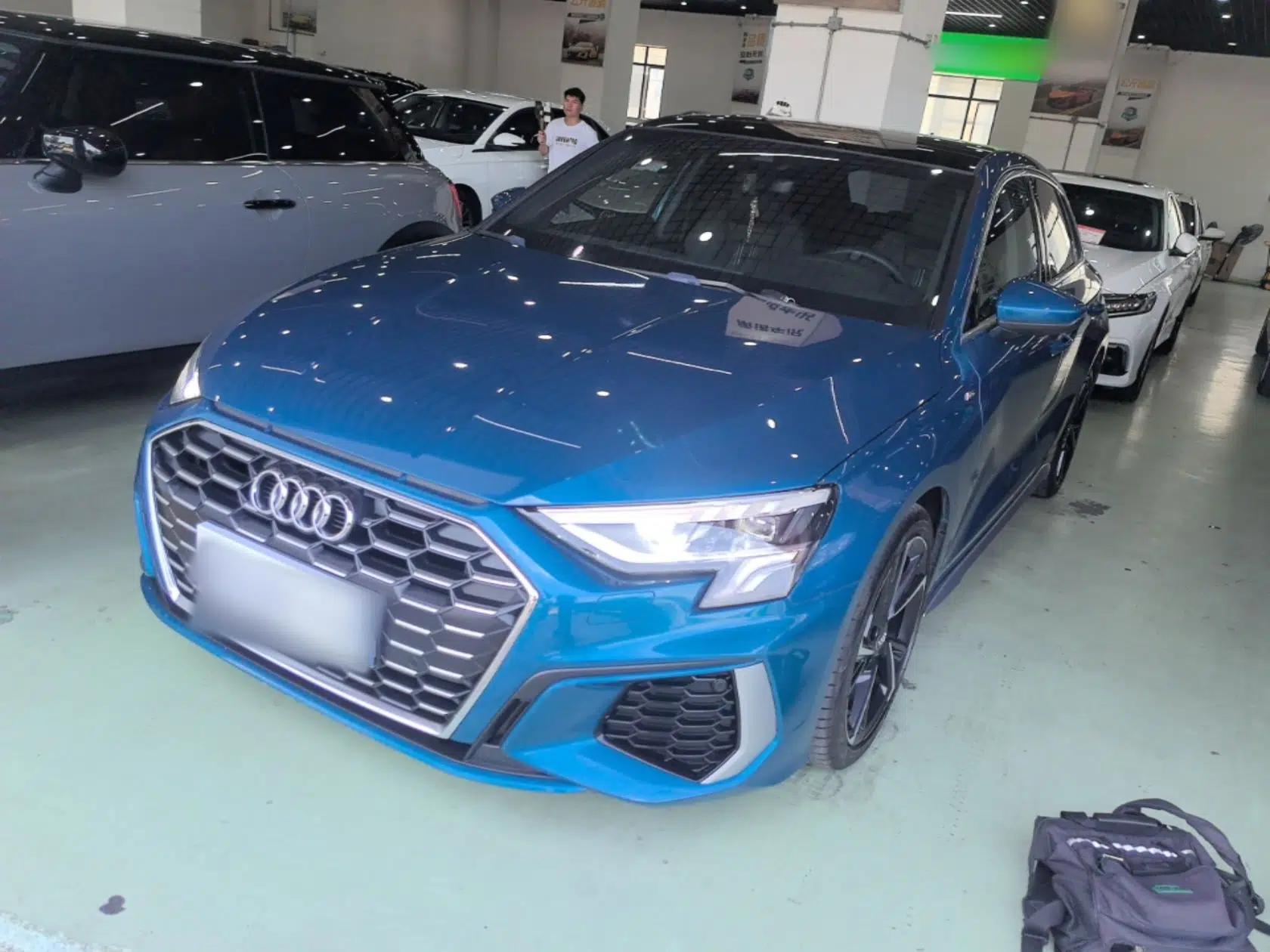 Audi A3 2021 Sportback 35 TFSI Fashionable Sports Model — миниатюра 1