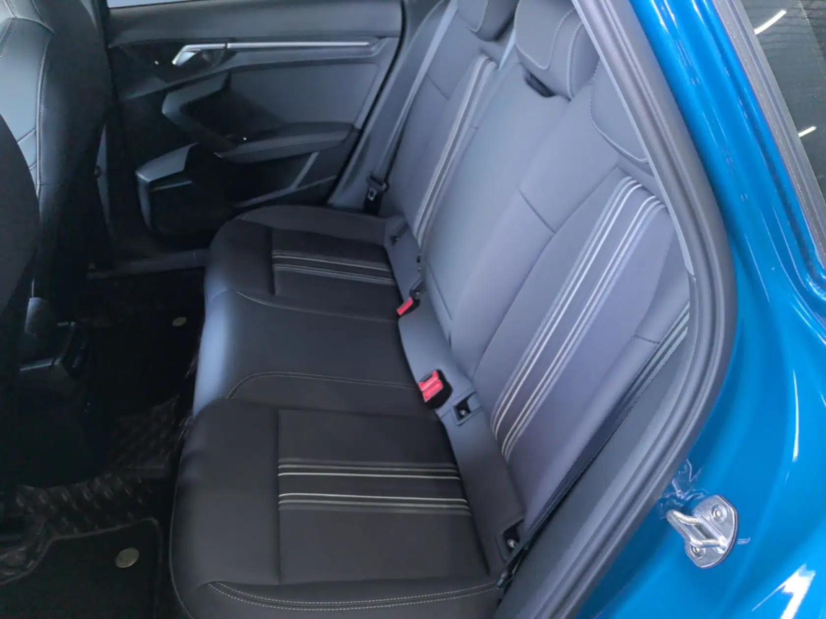 Audi A3 2021 Sportback 35 TFSI Fashionable Sports Model — миниатюра 20