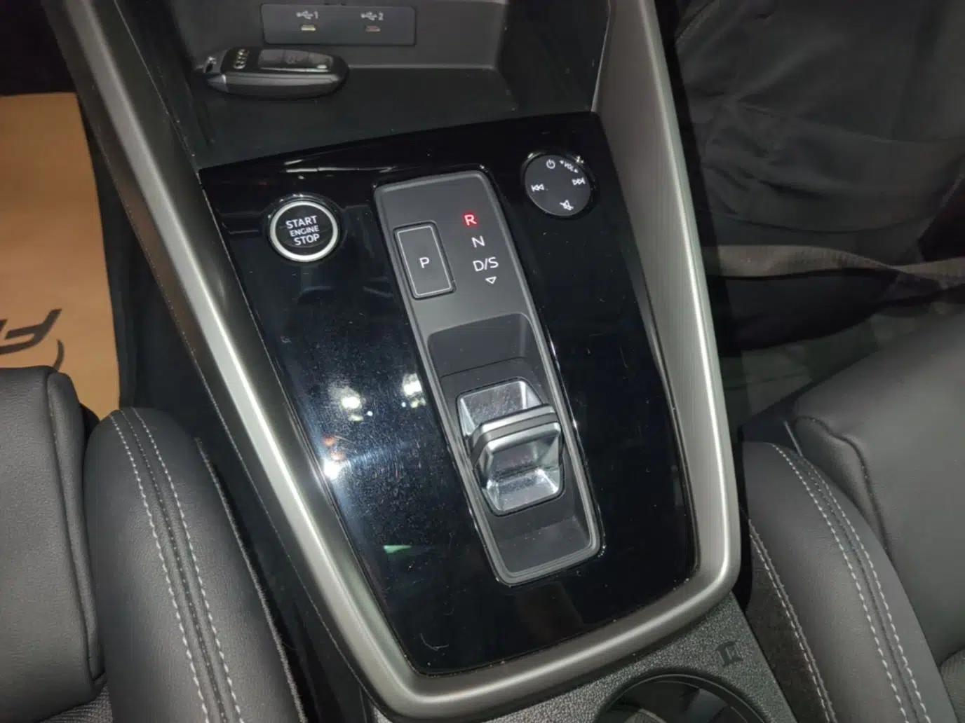 Audi A3 2023 A3L Limousine 35 TFSI Fashion Sport Model — миниатюра 16