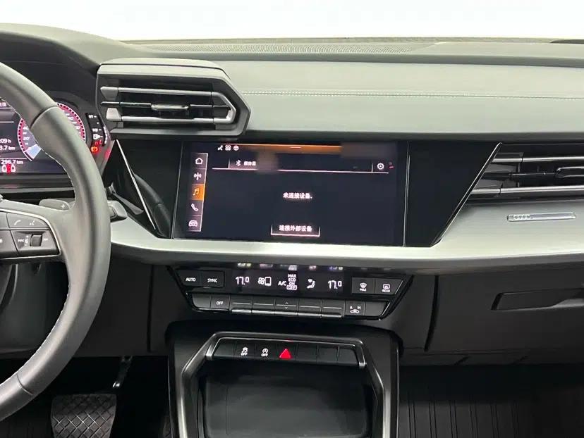 Audi A3 2025 Sportback 35TFSI Prestige Edition — миниатюра 13