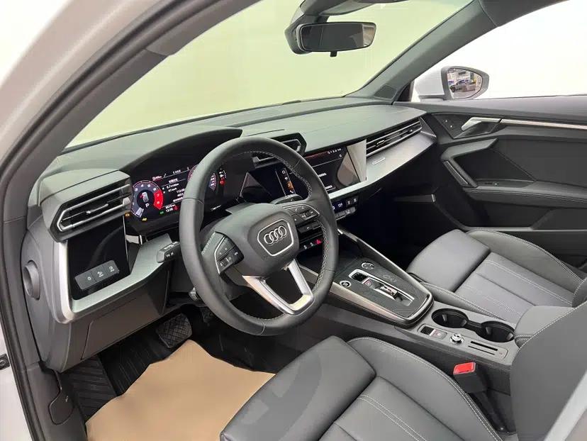 Audi A3 2025 Sportback 35TFSI Prestige Edition — миниатюра 20