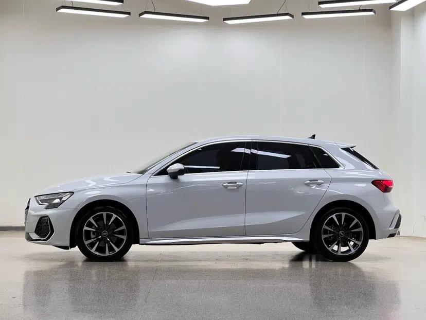 Audi A3 2025 Sportback 35TFSI Prestige Edition — миниатюра 4