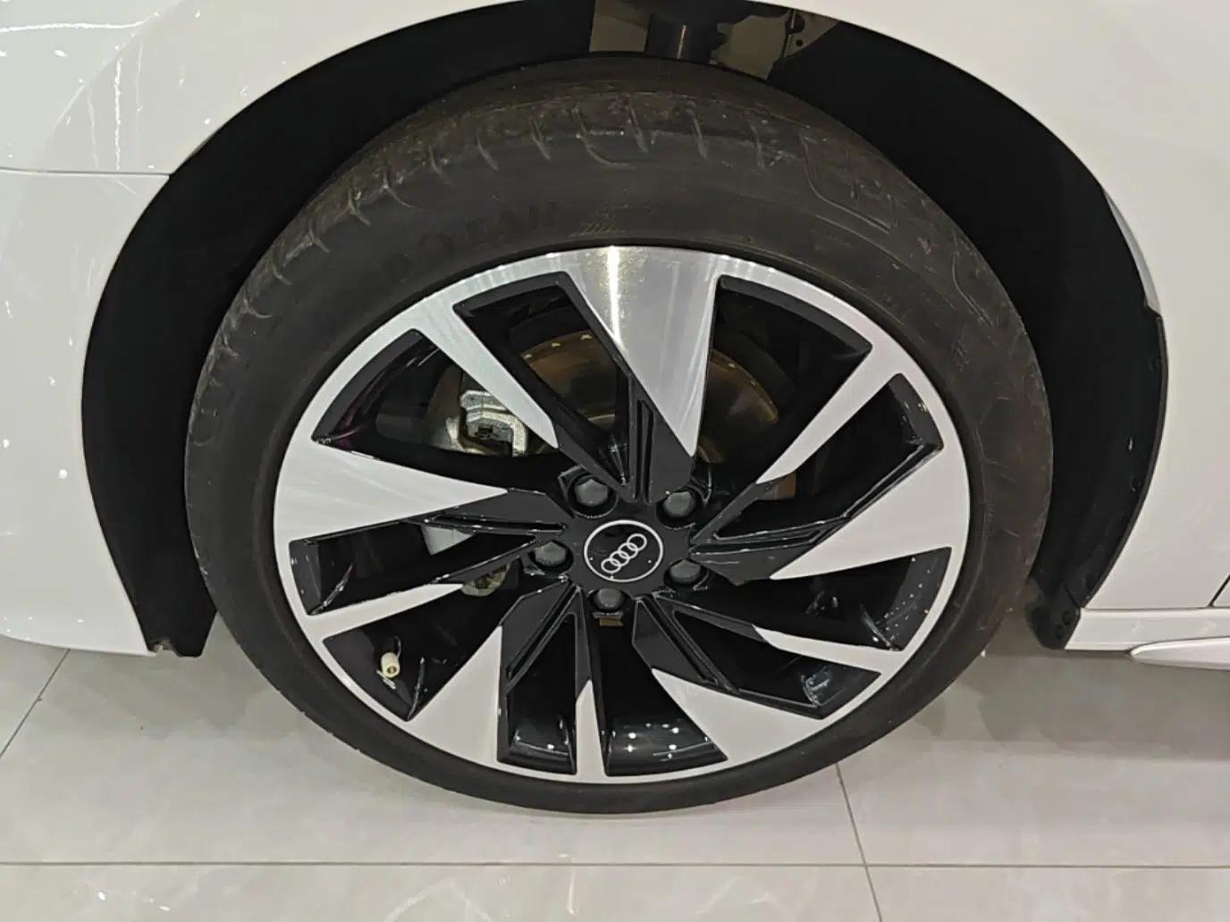 Audi A3 2024 A3L Limousine 35 TFSI Fashion Sport Model — миниатюра 10