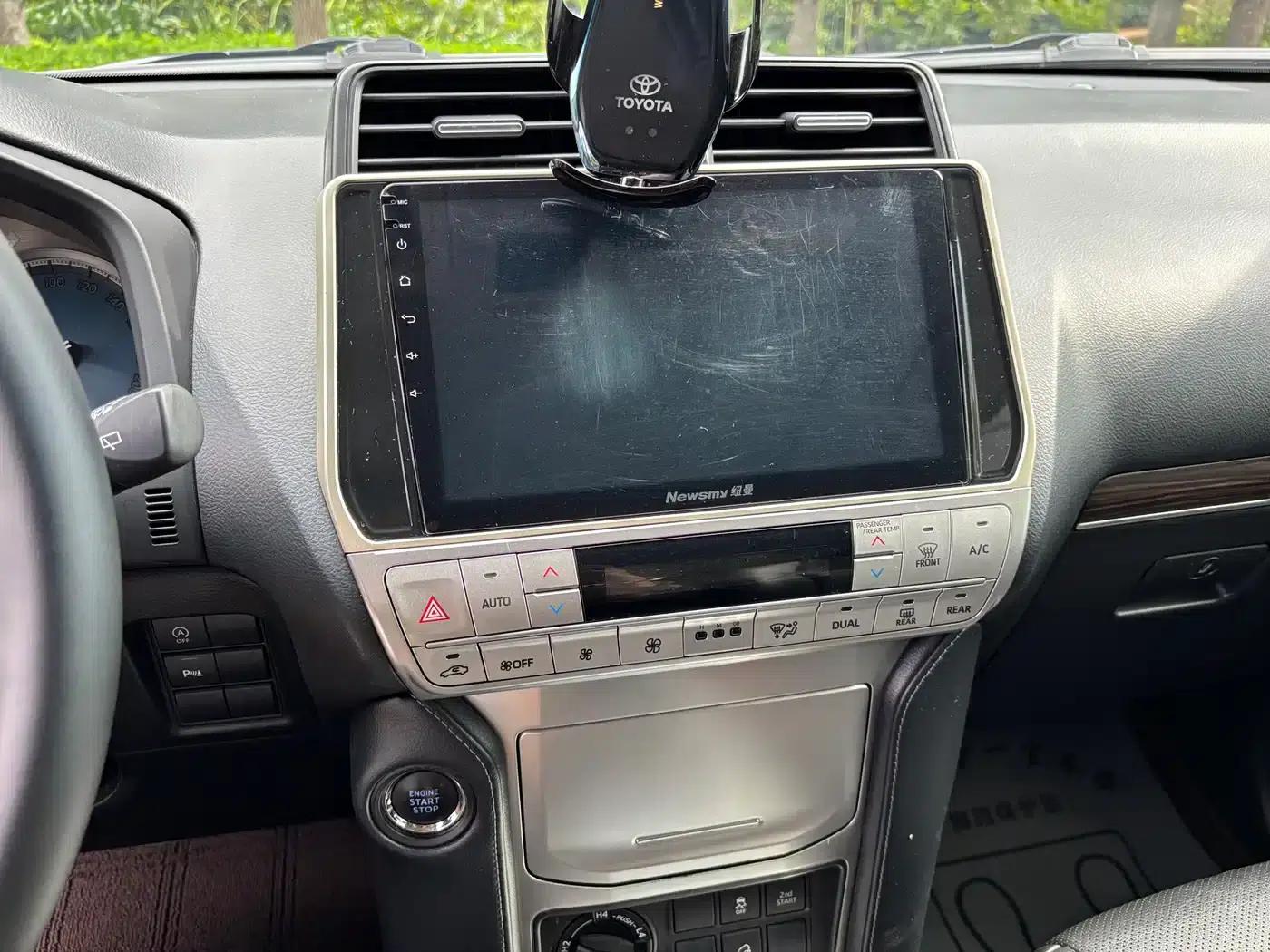 2018 Prado 3.5L Automatic TX-L with Rear-mounted Spare Tire — миниатюра 15