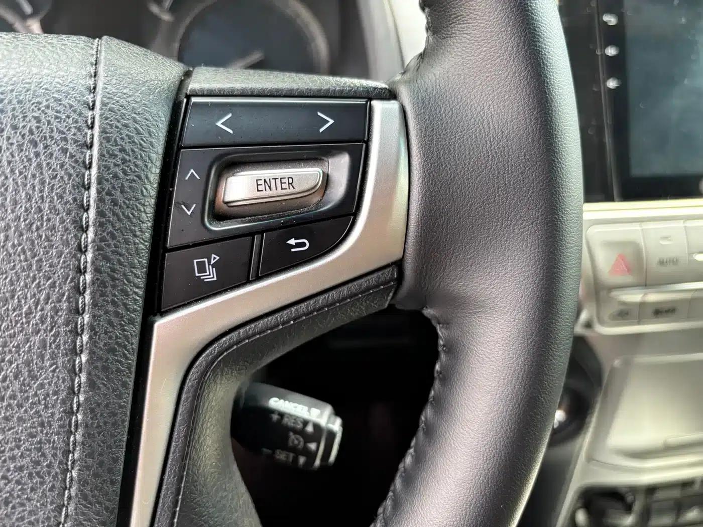 2018 Prado 3.5L Automatic TX-L with Rear-mounted Spare Tire — миниатюра 16