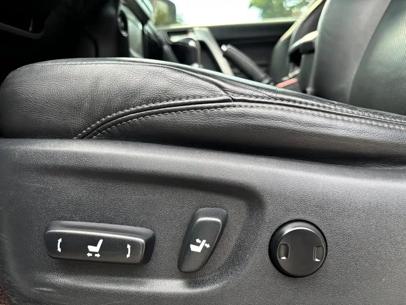 2018 Prado 3.5L Automatic TX-L with Rear-mounted Spare Tire — миниатюра 19