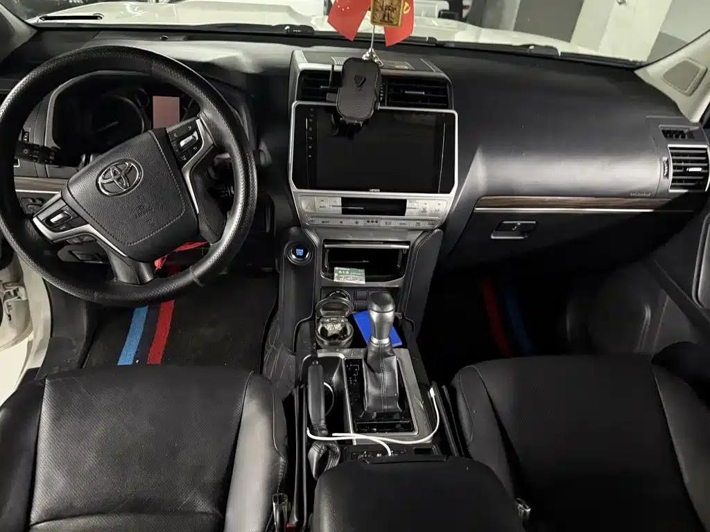 2019 Prado 3.5L Automatic TX-L Premium Edition with Rear-mounted Spare Tire — миниатюра 6