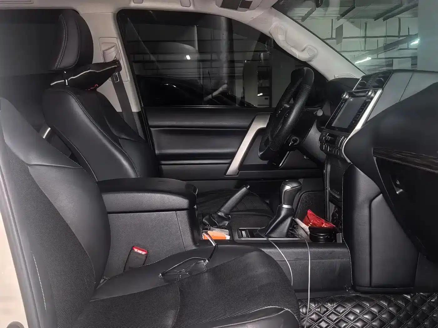 2018 Prado 3.5L Automatic TX-L with Rear-mounted Spare Tire — миниатюра 5