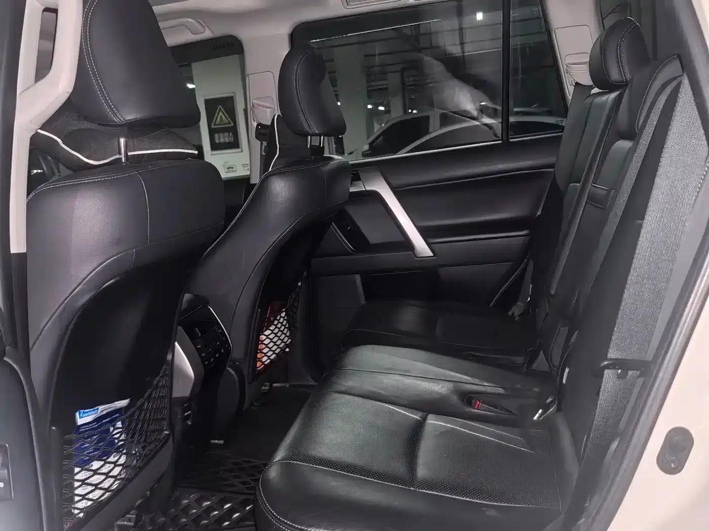 2018 Prado 3.5L Automatic TX-L with Rear-mounted Spare Tire — миниатюра 7