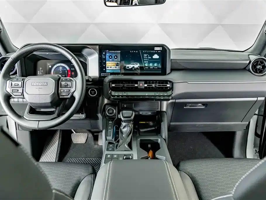 2024 Prado 2.4T All-Round TX Edition 5-Seater — миниатюра 13
