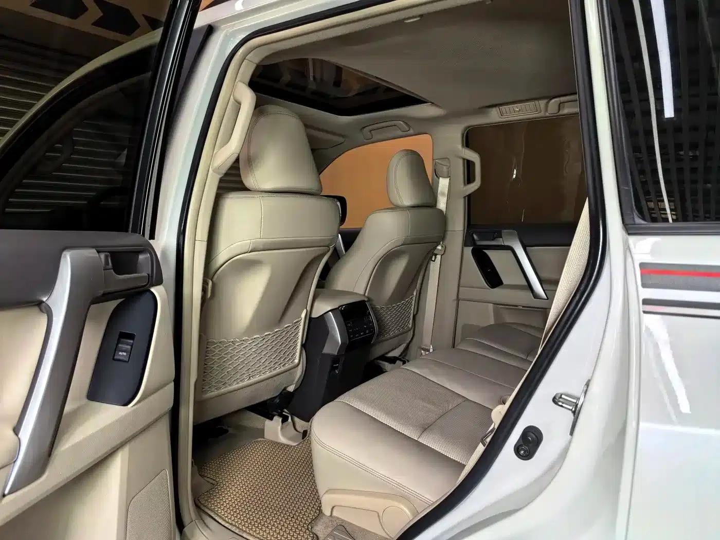 2018 Prado 3.5L Automatic TX-L — миниатюра 11