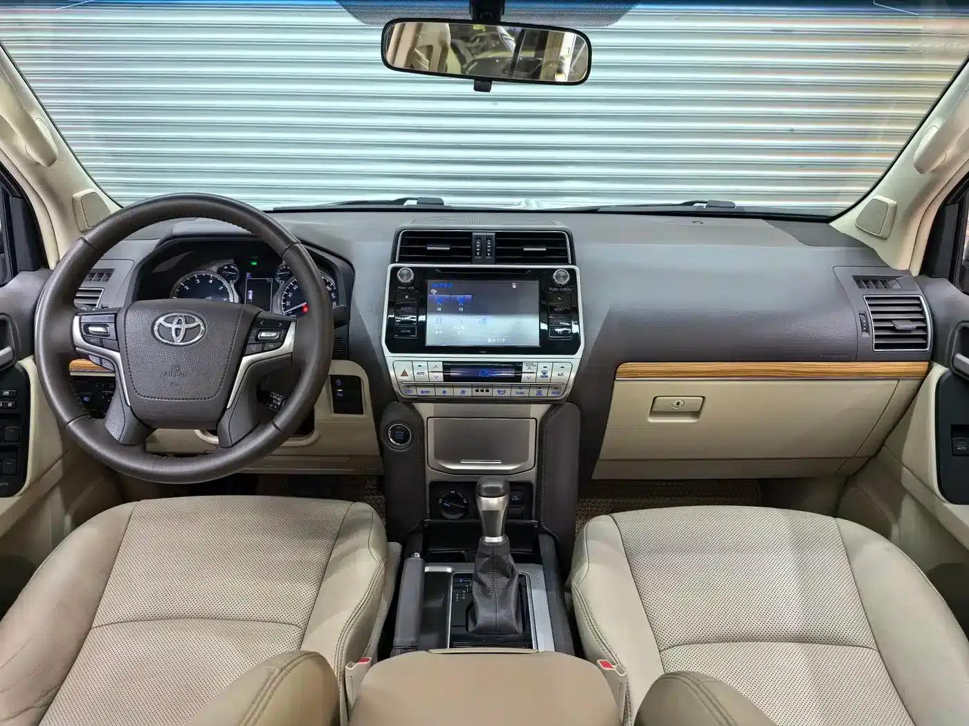 2018 Prado 3.5L Automatic TX-L — миниатюра 17